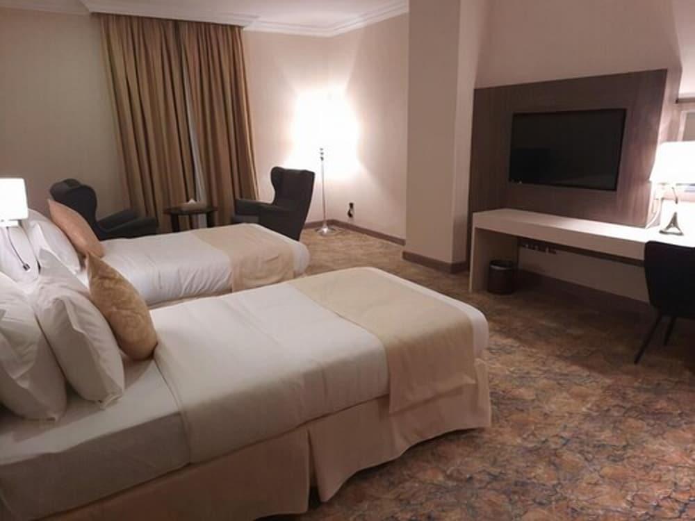 Hayat Al Riyadh Hotel Exterior foto